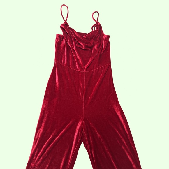 Laundry By Shelli Segal Velvet Jumpsuit in Deep Red - Picture 2 of 5